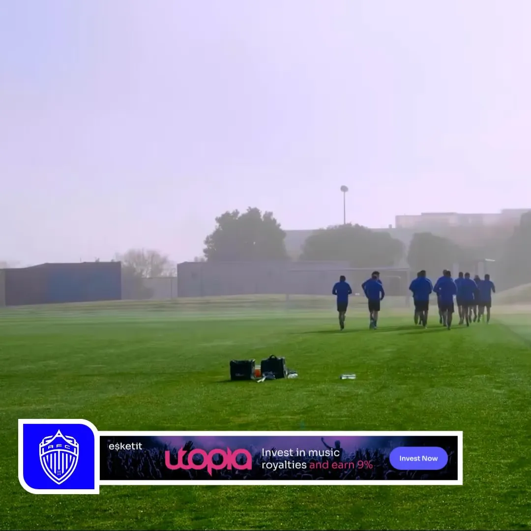 A lower-third banner ad displayed during a foggy outdoor training session